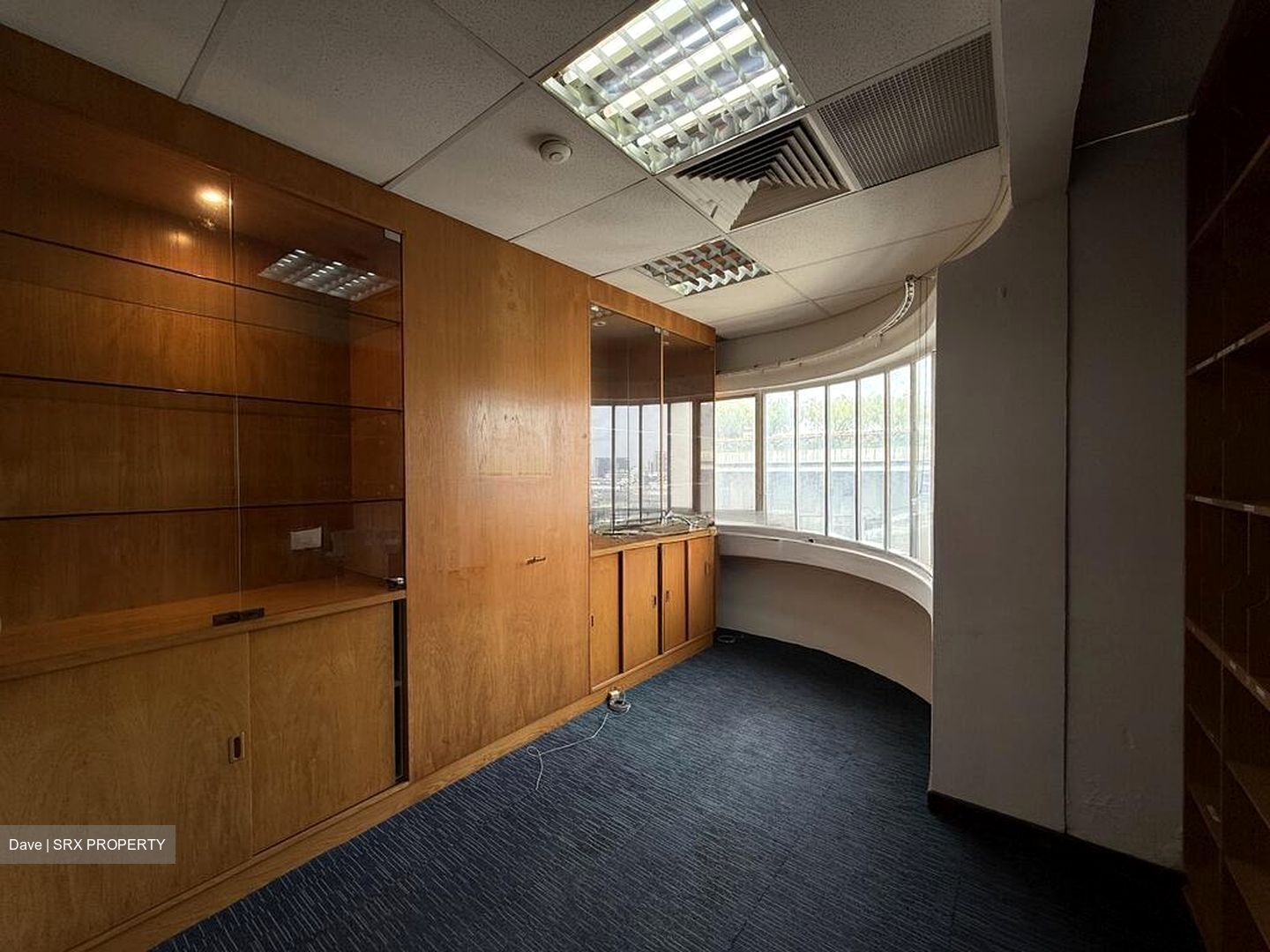 Golden Mile Tower (D7), Office #522334651